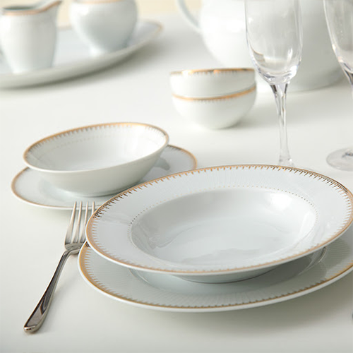 Zarin Porcelain 28 piece Dinnerset: Sepidar Gold